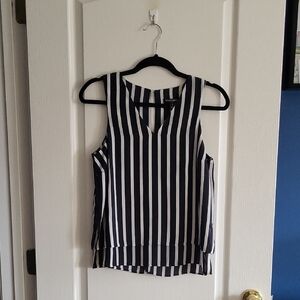 Women's Banana Republic Factory Navy/white V-neck Blouse, Size S